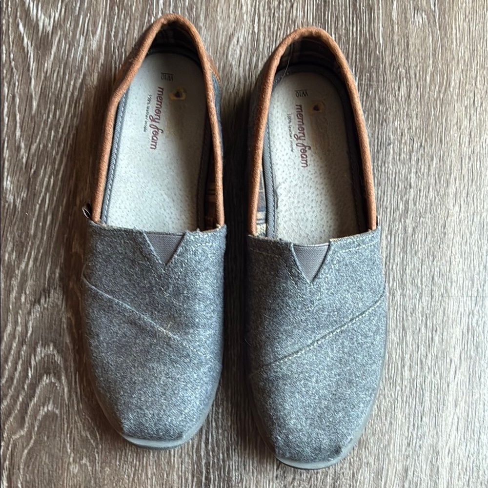 Bobs Skechers Grey and Brown 10 W